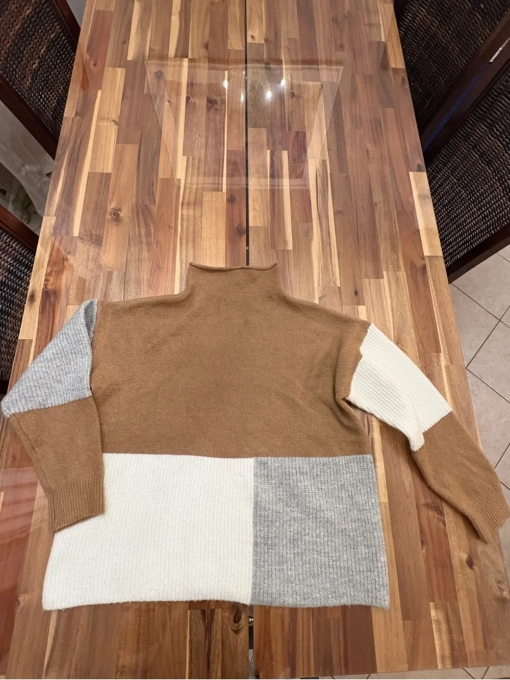 Vici cozy colorblock
